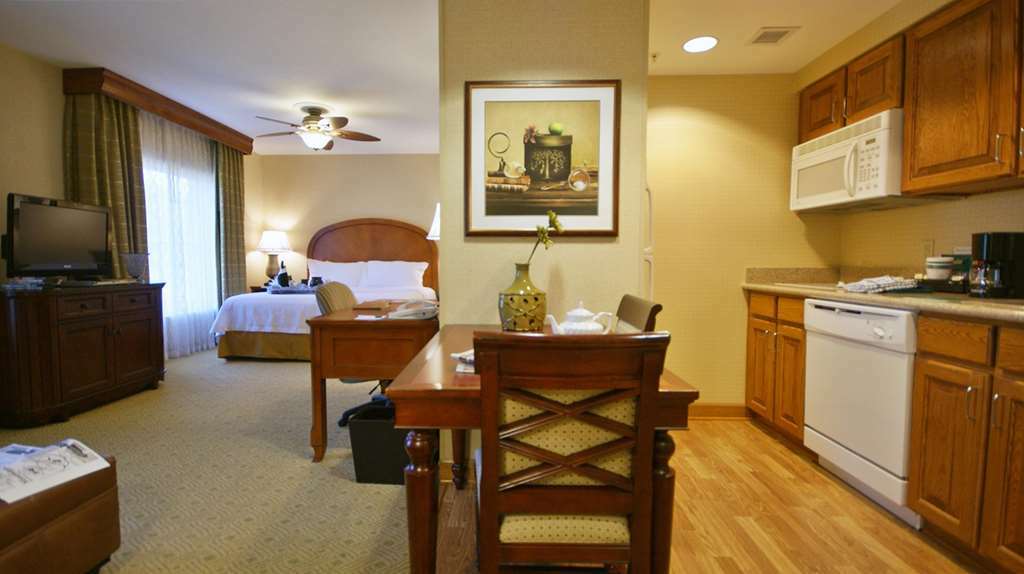 Homewood Suites Hagerstown Room photo